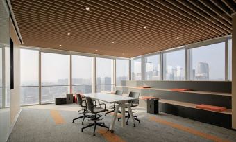 辦公室裝修新紀元：融合高效與人文關懷的空間