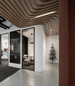 辦公室裝修中的“燈光設(shè)計(jì)”技巧：用光影打造